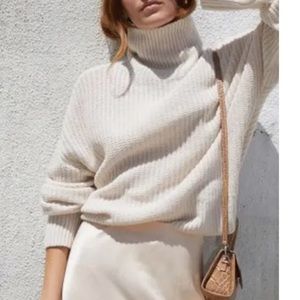 Billy the label cream sweater
